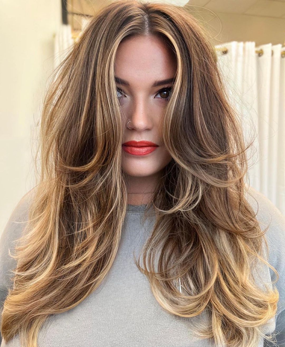 Amazing Voluminous Layered Mane