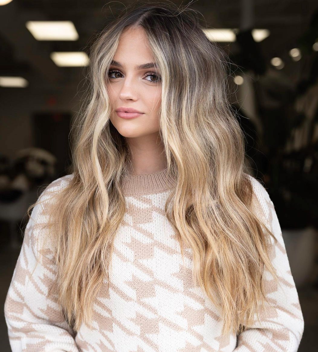 Beige Blonde Long Wavy Frizzy Hair