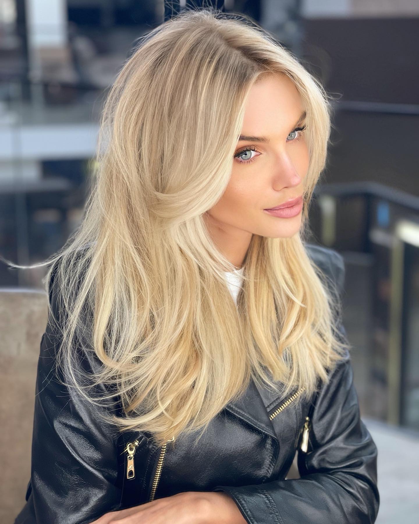 Delicate Long Blonde Layered Cut