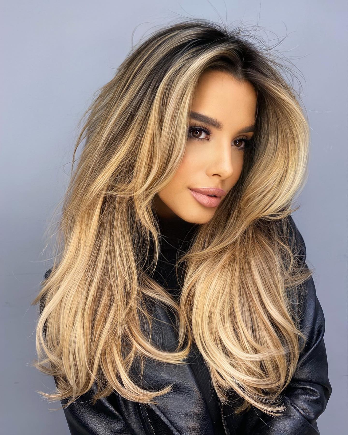 Voluminous Long Messy Layered Hairstyle